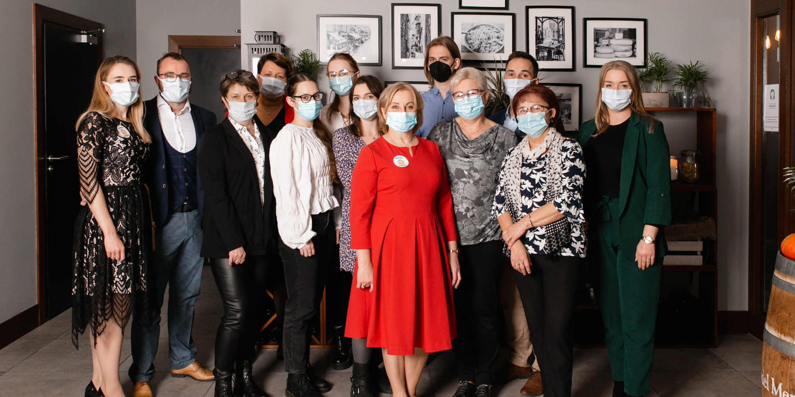 Wspólne zdjęcie rocznicowe zespołu WerMedica Wspólne zdjęcie rocznicowe zespołu WerMedica